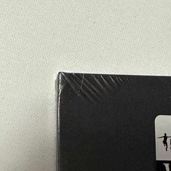 NEW NETFLIX WEDNESDAY ADDAMS VINYL - Picture 3 of 5